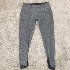 Beyond Yoga 3/4 length grey yoga leggings
